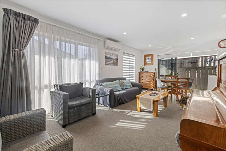 6a Sullivan Avenue Mangere Bridge_6