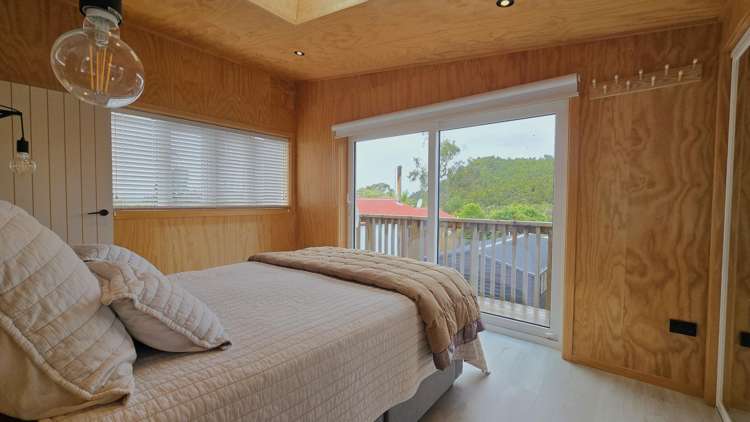 11 The Strand Okarito_11