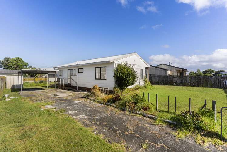 74 Maplesden Drive Clendon Park_17