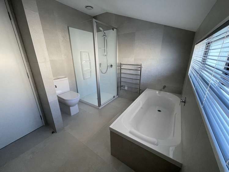 54 Waituarua Drive Takanini_11