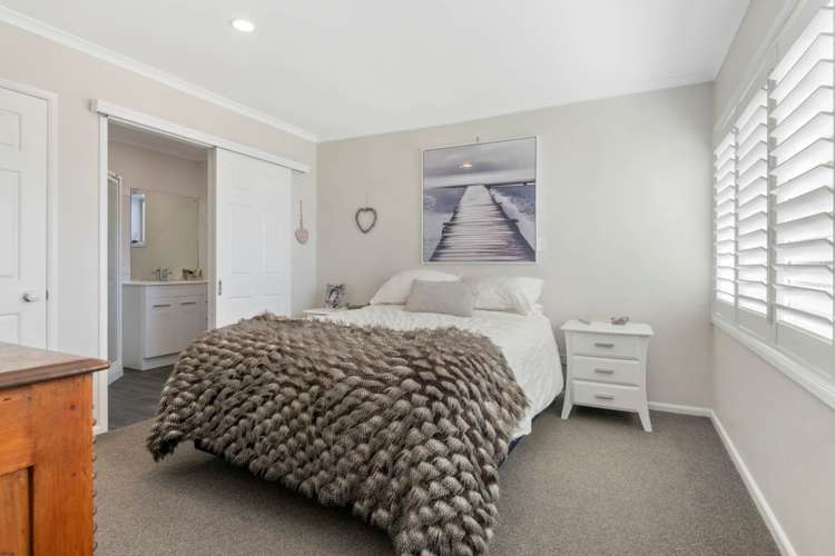 27 Clansman Terrace Gulf Harbour_21
