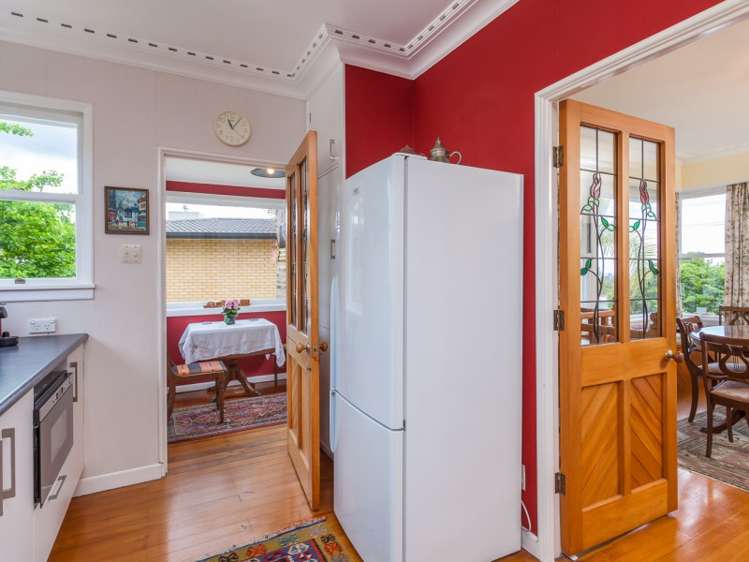2b Highland Avenue Titirangi_9