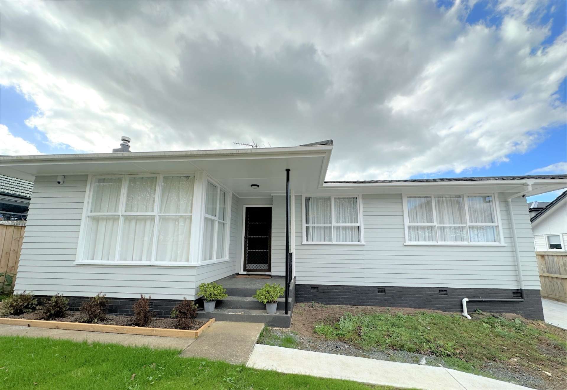 5 Ussher Place Pakuranga Heights_0