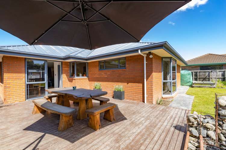 15 Bunting Place Woodend_21