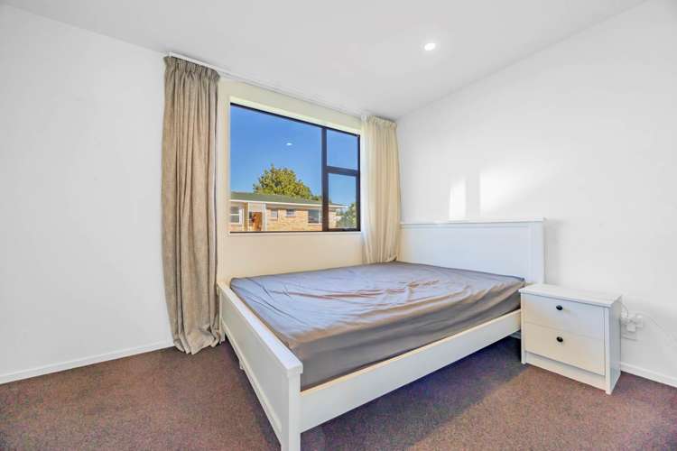 15/15 Chivalry Road Glenfield_15