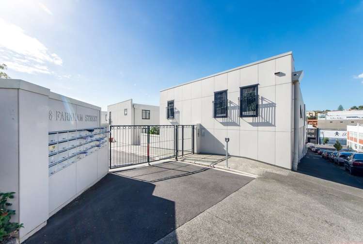 6e/8 Farnham Street Parnell_2