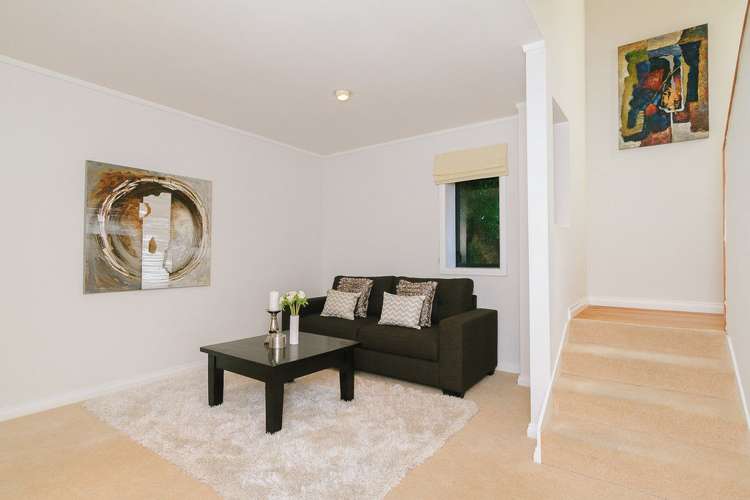 11 Eastview Grove Normandale_9