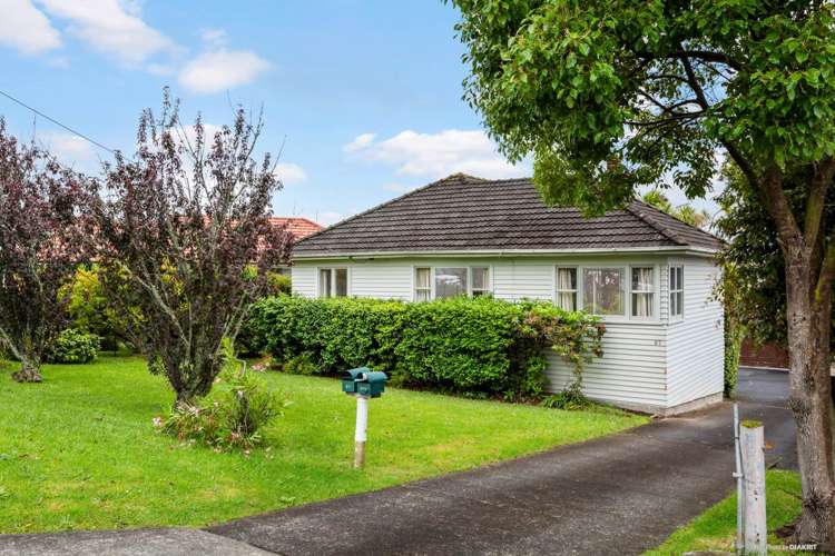 97 Sylvan Avenue Northcote_15