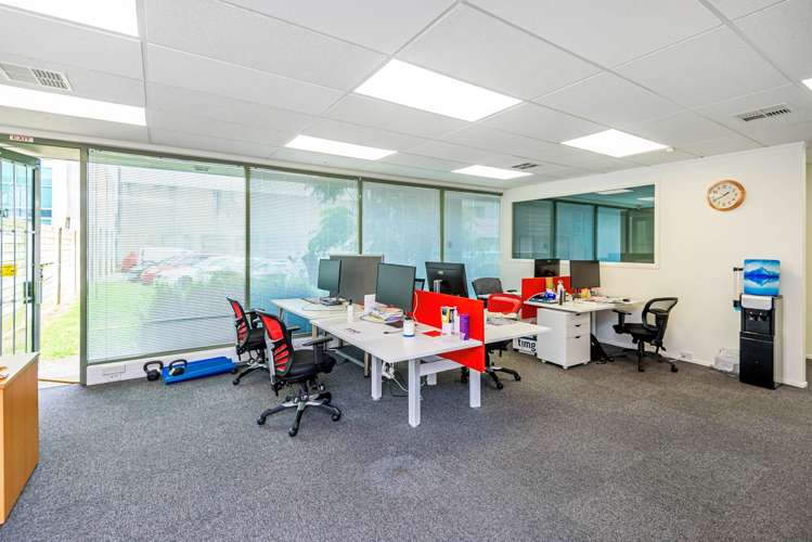 Unit F/112 Bush Road Rosedale_6