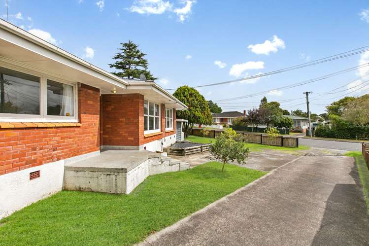 4 Clayton Road Manurewa_15