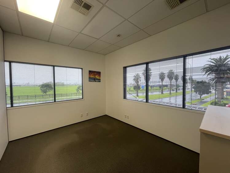 277 Te Irirangi Drive Flat Bush_4