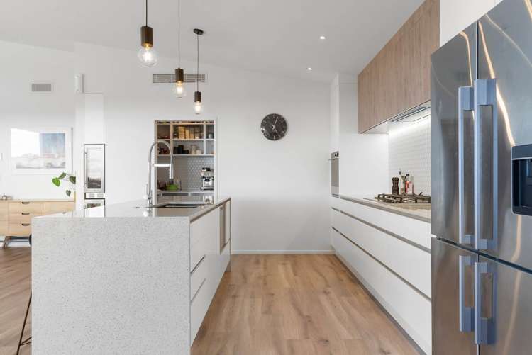 22 Waititiro Rise Stanmore Bay_11