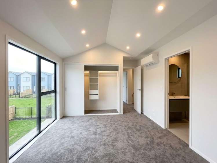 7/1 Scott Road 10695_9