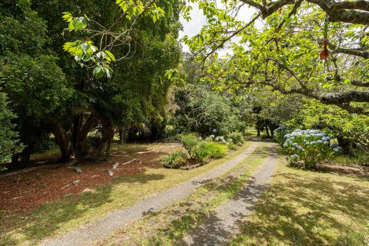 3 Mackesy Road Parahaki_24