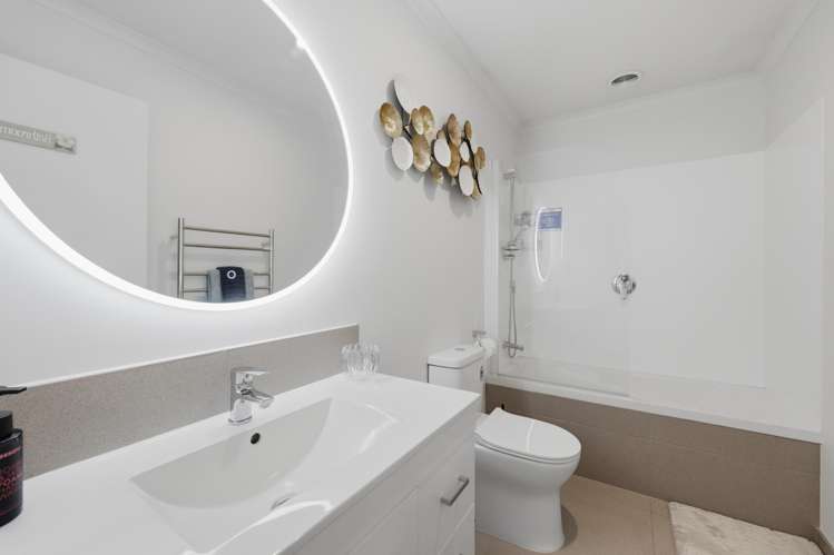 2 Kutukutu Street Takanini_21