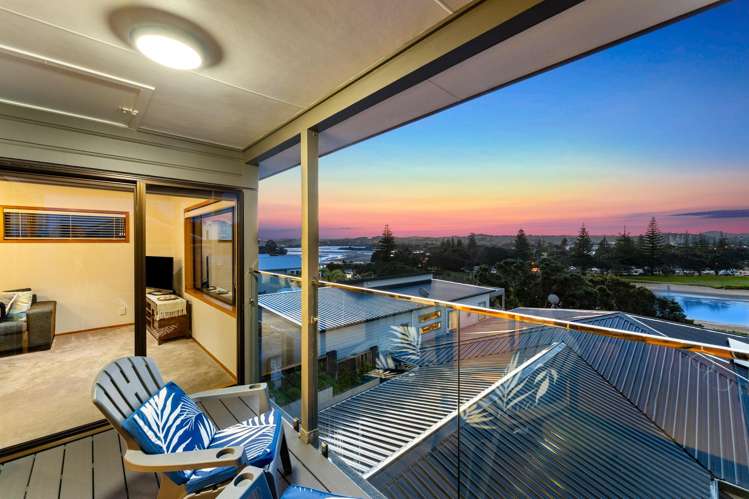 57 Rosario Crescent Red Beach_9