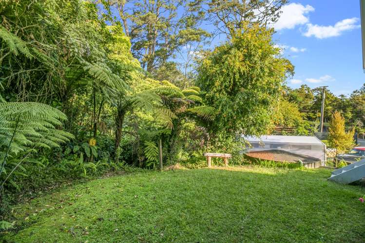 132 Attwood Road Paremoremo_31