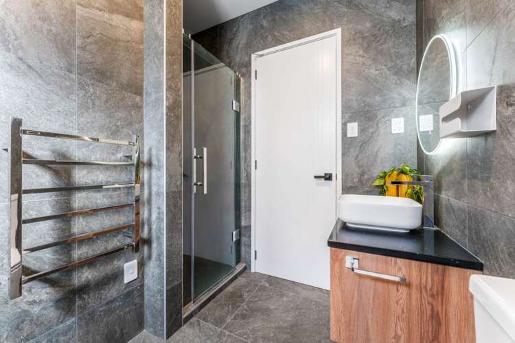 16 Whakanoho Road Westgate_13