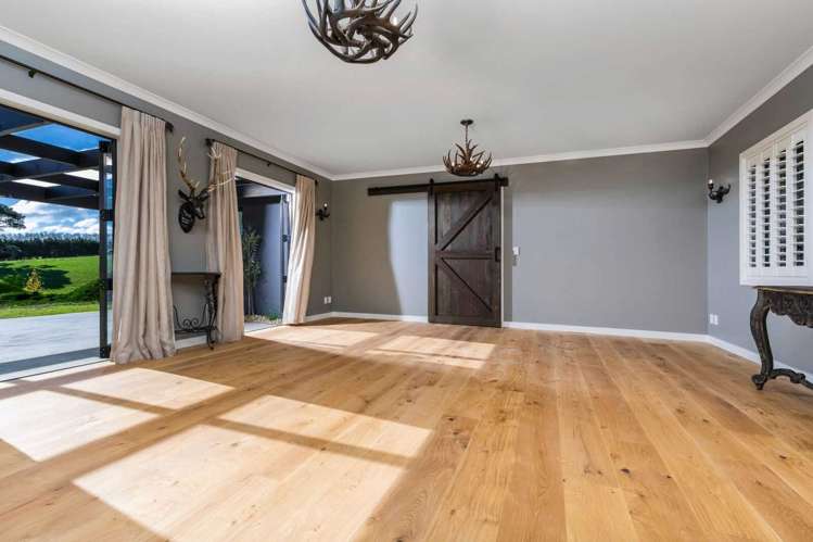 20 Myra Evelyn Grove Dairy Flat_15