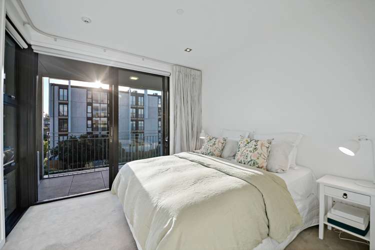 210/2 Bluegrey Avenue Stonefields_10