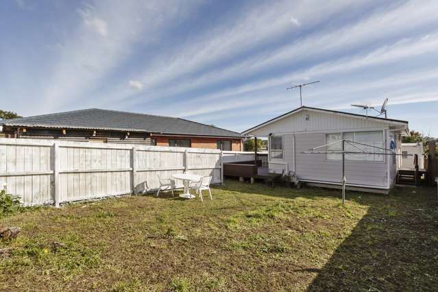 23b Kelman Road Kelston_1