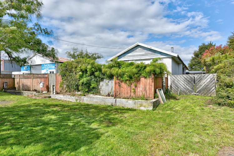 4 Ontario Street Gore Surrounds_9