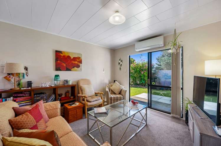 2/283 Westminster Avenue Tamatea_4