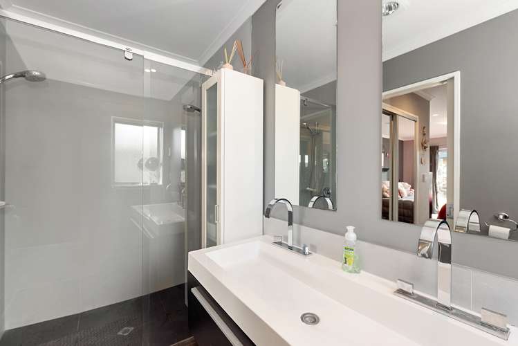 28 Rhys Avenue Huntington_12