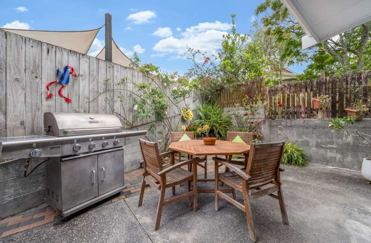 12 Gerwyn Place Pakuranga Heights_16