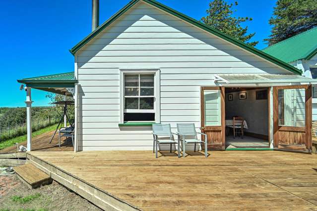 3439 State Highway 50 Maraekakaho_2