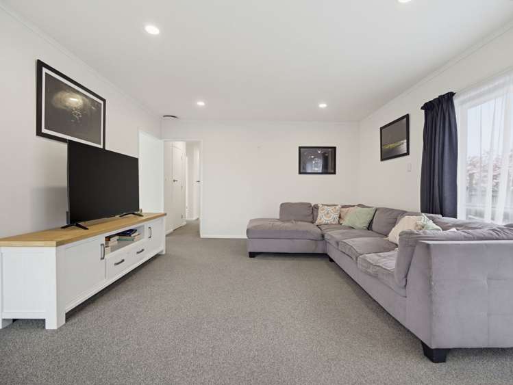 59 Karen Crescent Dinsdale_12