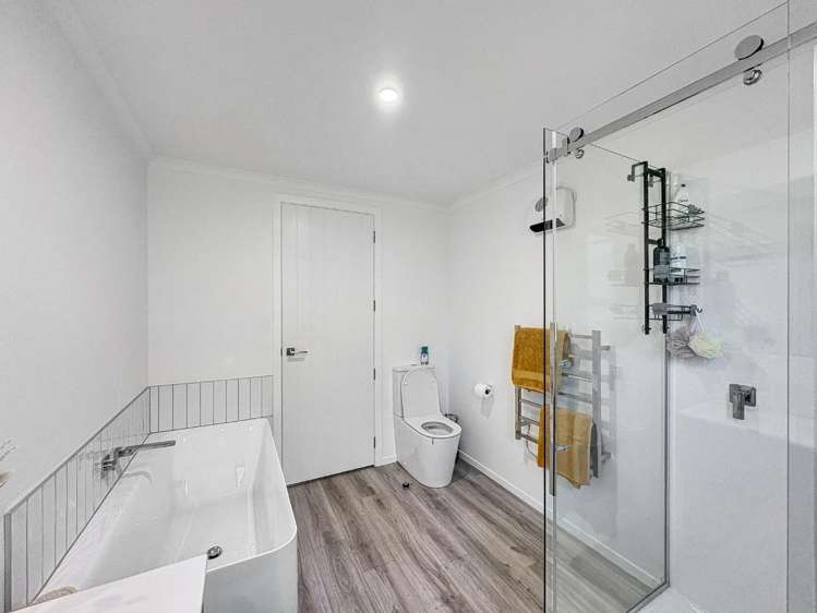 1 Aotea Crescent 10437_9