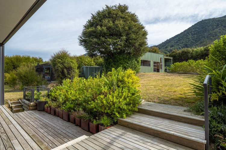 15 Tai Close Kaiuma Bay_24