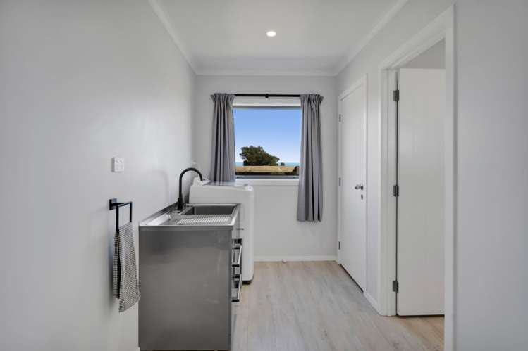 855 Dover Road Okato_9