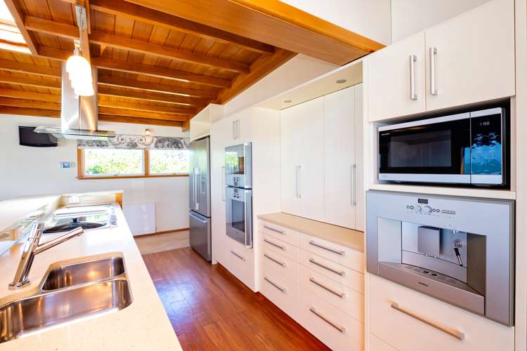 19 Clifton Road Haumoana_2