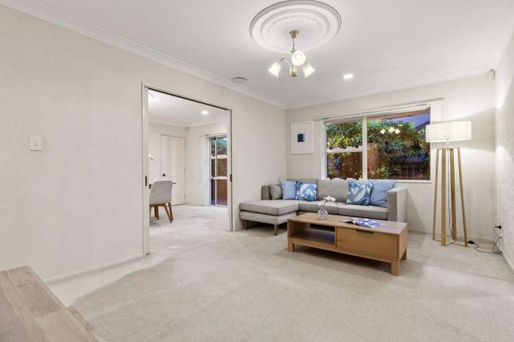 30a Queen Mary Avenue Epsom_5