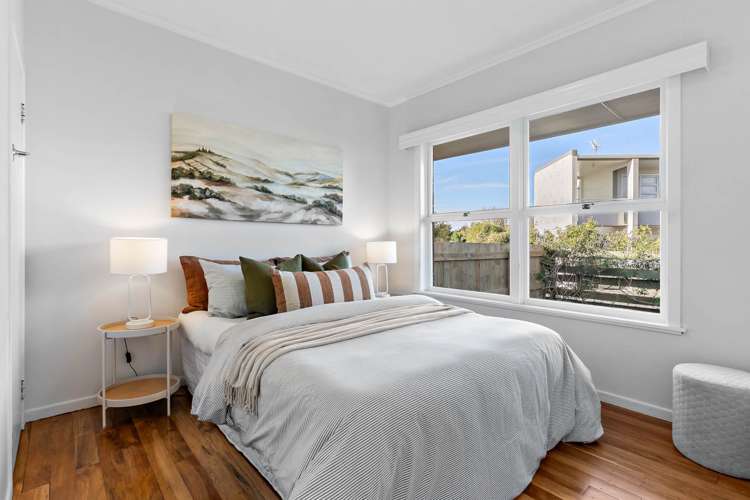 1&2/34 Evelyn Place Hillcrest_21