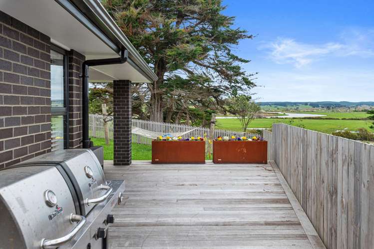 19 Kawariki Road Helensville_40