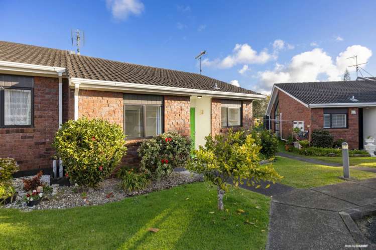 8 Fantail Court Orewa_21