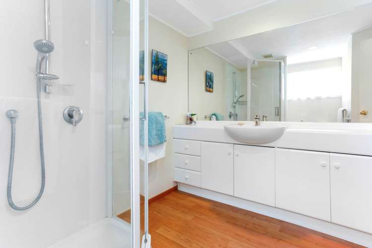 18 Sharples Place Somerville_19