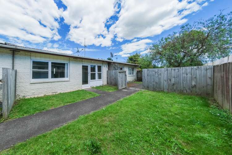 2/6 Almond Place Mount Wellington_0