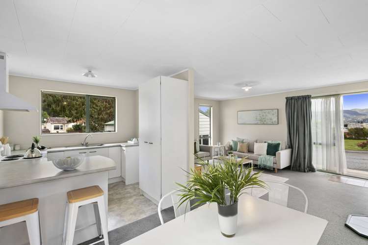 2 Norrie Grove Naenae_7