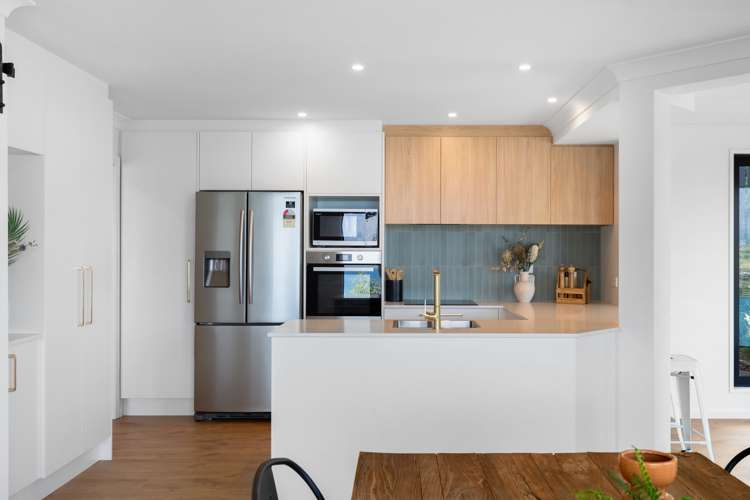 19b Richards Park Lane Fernhill/Sunshine Bay_9