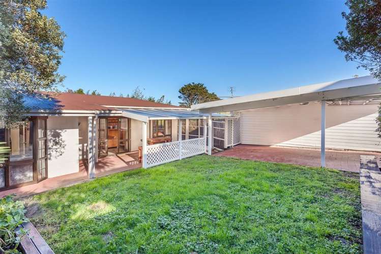 2/84 West Coast Road Glen Eden_20