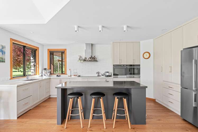 38 Sarginson Lane Wanaka_6
