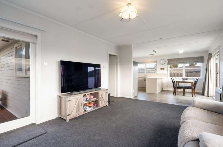 53 Croucher Street Richmond_8