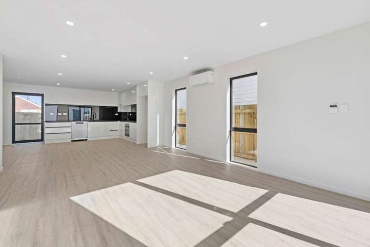 12/13 Kimpton Road Papatoetoe_6