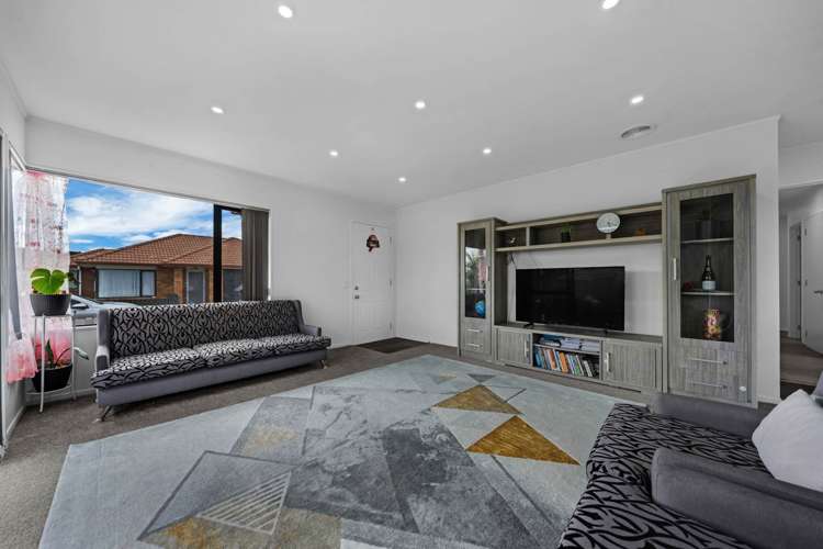 2 Pantera Way Hill Park_10