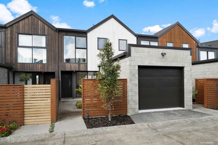 99 Bonair Crescent Silverdale_18
