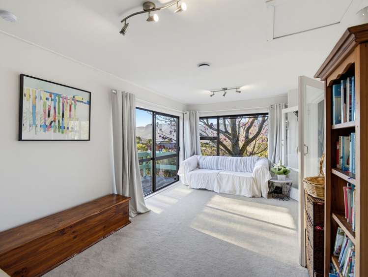 55 Ranui Crescent Diamond Harbour_9